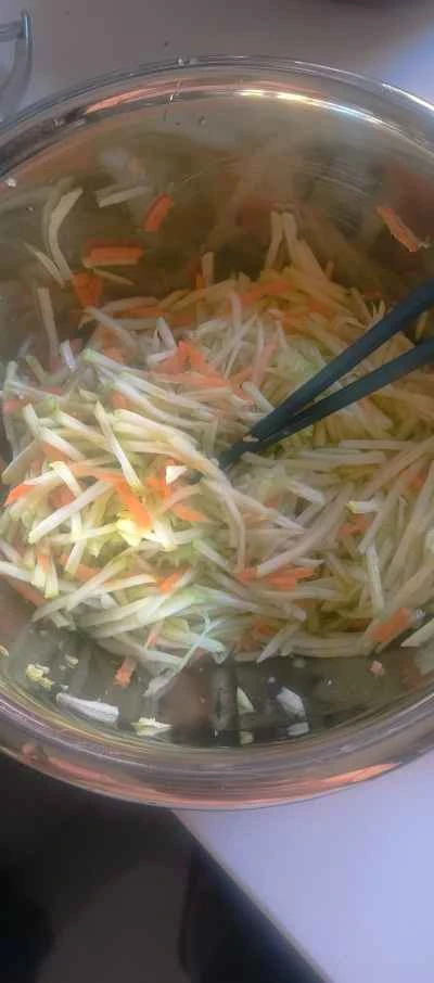 ズッキーニと大根の蒸し餃子のレシピ手順:1