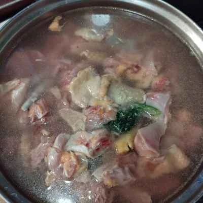 澄ましスープの鶏鍋の作り方：1