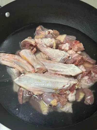 冬瓜入りガチョウの煮込みの作り方：2