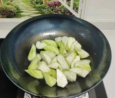 乾燥豆腐とヘチマの炒め物の作り方:3