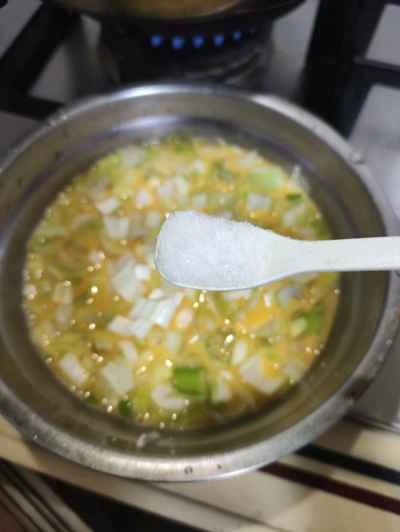 ネギ入りスクランブルエッグの作り方:5