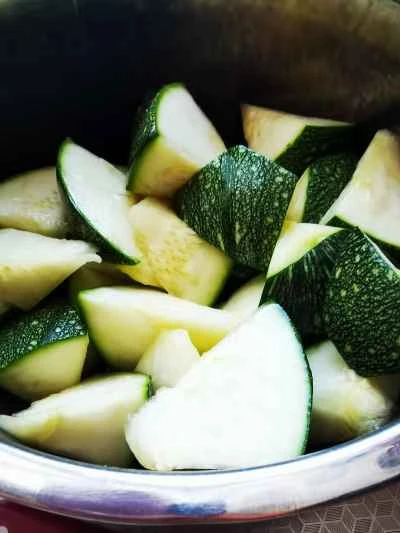 ベビーカボチャ入り豚バラ肉の煮込み レシピ手順：13