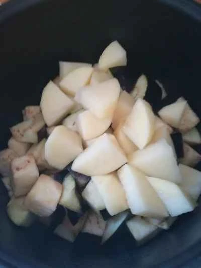 ジャガイモとナスの煮込みの作り方：8