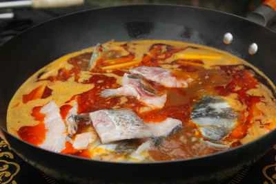 スパイシーな煮魚のレシピ手順：5