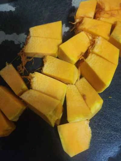 醤油で煮込んだカボチャの作り方：2