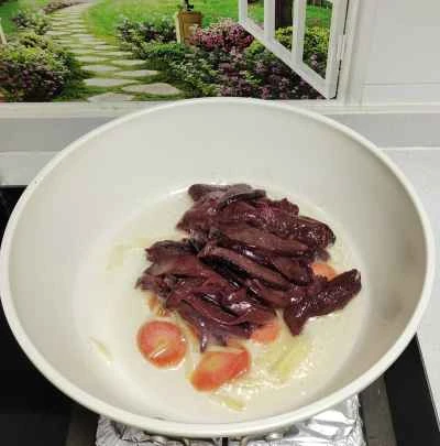 レバーチップとネギの炒め物の作り方：3