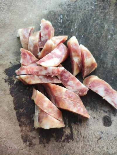 ピーマン、玉ねぎ、ソーセージ炒めの作り方：3