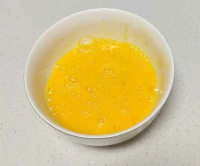 ピーマン、ニンジン、卵の炒め物の作り方：4