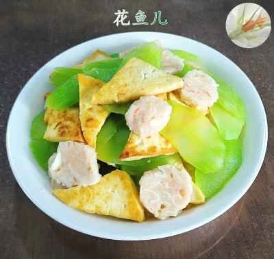 ロブスターテールボール、レタス、豆腐の炒め物のレシピ