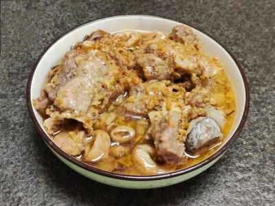 豚骨入り蒸し豚腸のレシピ