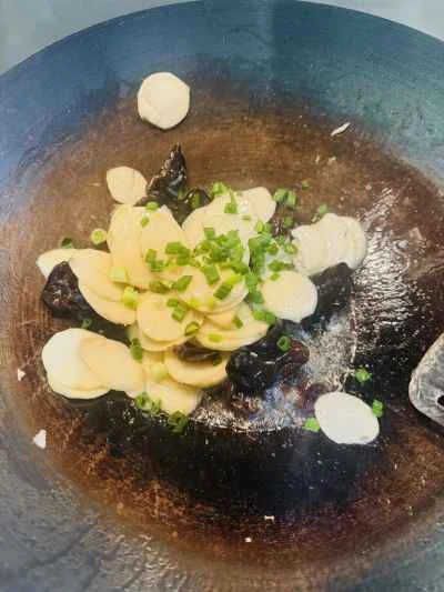 クワイとキクラゲの炒め物の作り方：4