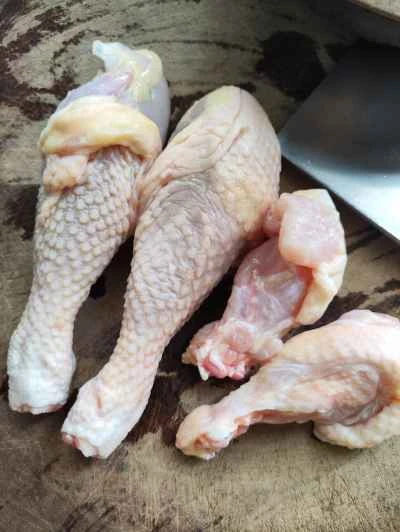 蒸し鶏もも肉のレシピ手順：1