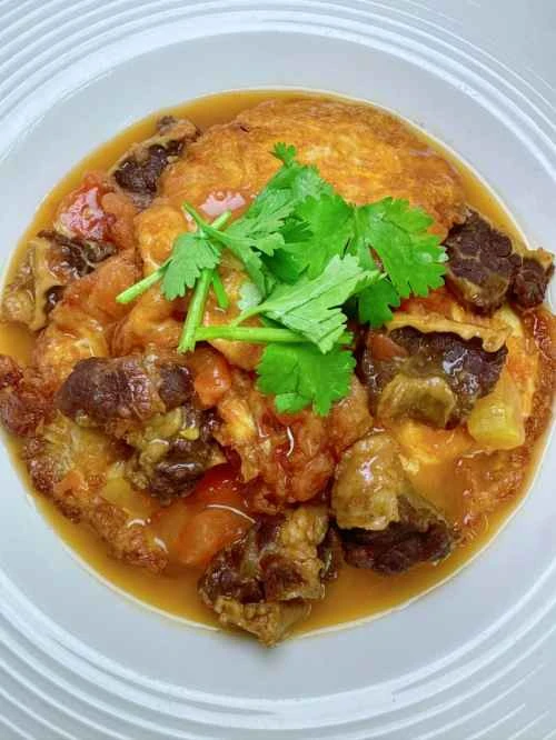 トマトと卵入り牛ブリスケットの煮込みの作り方：17