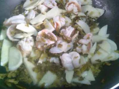 水たけのこの漬物とエビ炒めの作り方：10