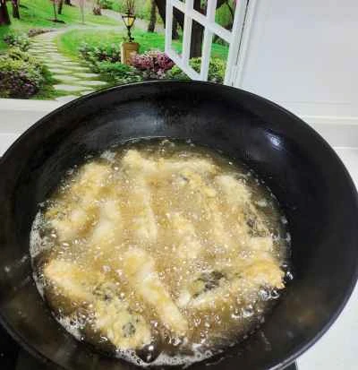 カリカリに揚げた魚の細切りを作る手順：8