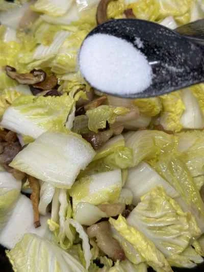 豚皮入りキャベツの煮込みの作り方：8