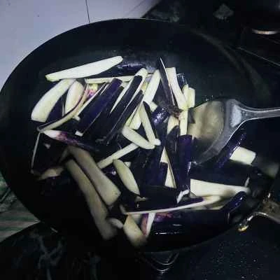 ナス炒めの作り方：1