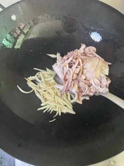 生姜入りイカのドライポットの作り方：7