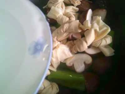 椎茸とピーマンの煮豆腐の作り方：5