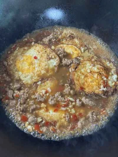 刻んだ唐辛子、ひき肉、卵を作る手順：11