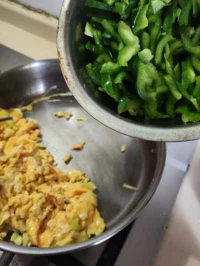 ピーマンと卵の炒め物の作り方：6