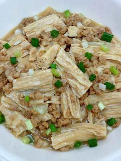 ひき肉入り豆腐皮の煮込みの作り方：10