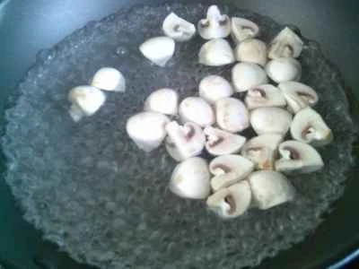 きのこと鶏胸肉の炒め物の作り方：11