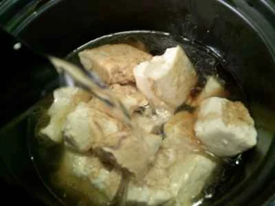 シーフードマッシュルーム、赤ソーセージ、豆腐のシチューの作り方：9