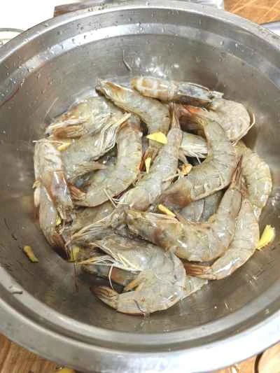 台風シェルター風エビフライの作り方：1