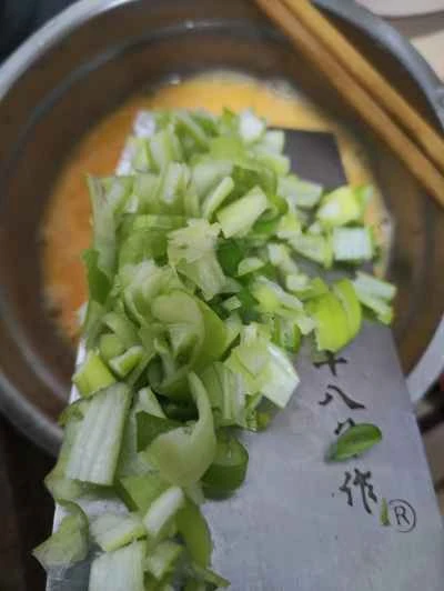 ネギ入りスクランブルエッグの作り方:4