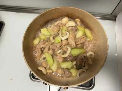 きのこ、鶏肉、きゅうり、卵料理の作り方：7