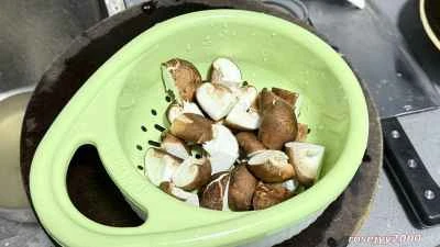 椎茸、豆腐、揚げ豆腐のパフシチューの作り方：8