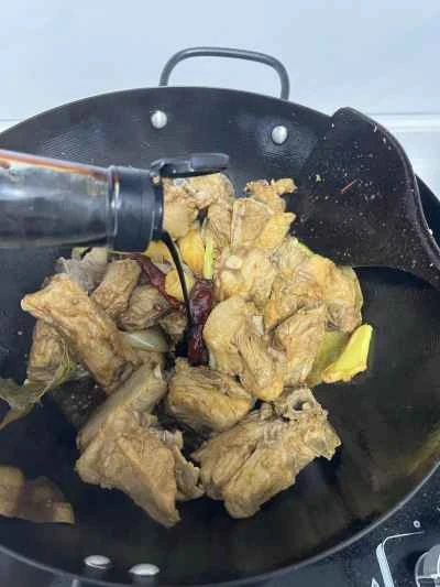 豚スペアリブとインゲンの煮込みの作り方：5