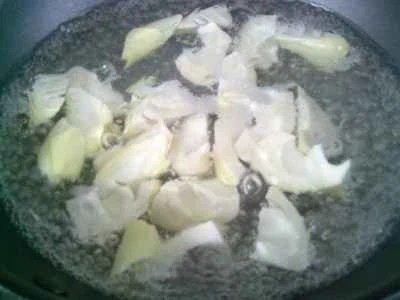 黒キクラゲ、塩豚、タケノコ、揚げ豆腐を使った煮豆腐の作り方：3