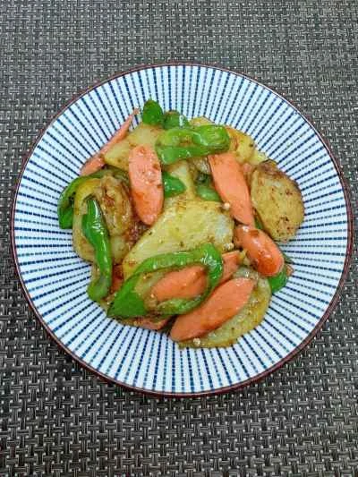 ピーマン、ジャガイモ、ハムの炒め物の作り方：11