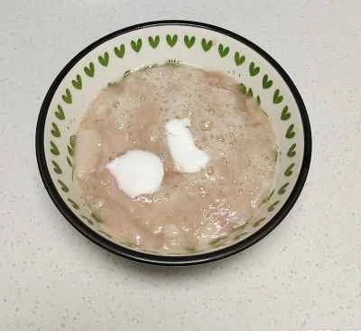 クリエイティブなゴールデンチキンミートボールのレシピ手順：3