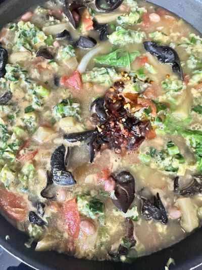 ニラと餃子のスープの作り方：6