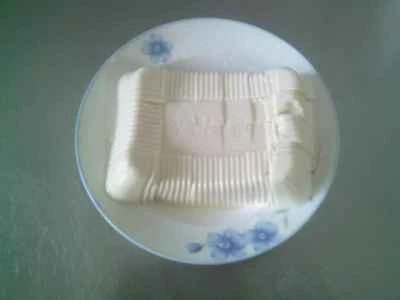 漬けたカラシナ、細切りヘチマ、角切りヘチマを使った煮豆腐の作り方：2