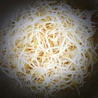 もやしとニラの炒め物の作り方：4