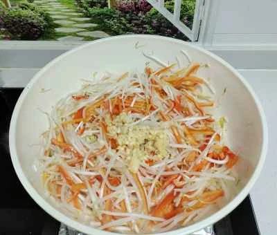 赤唐辛子入りもやし炒めの作り方：8