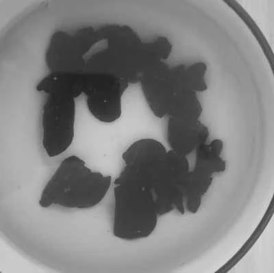 キクラゲ、ニンジン、玉ねぎ炒めの作り方：1.