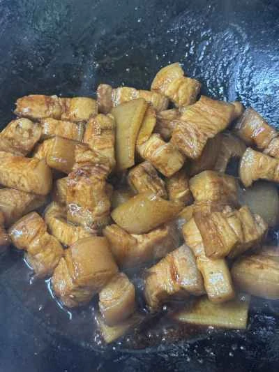 さつまいも澱粉団子入り豚肉の煮込みの作り方：6