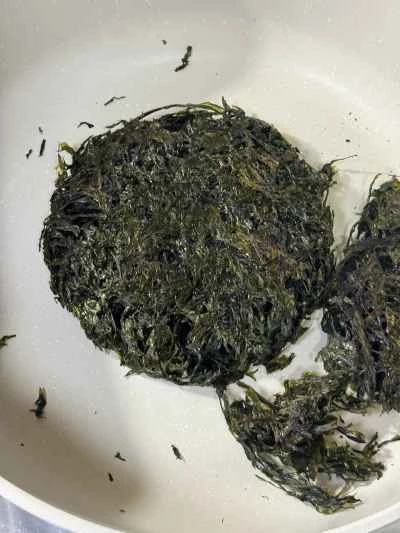 海藻とイカのパテを作る手順：2