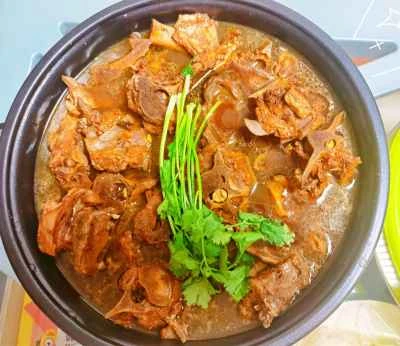 ラムの背骨の鍋のレシピ