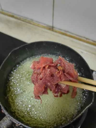 エノキ茸と牛肉のサラダの作り方：8