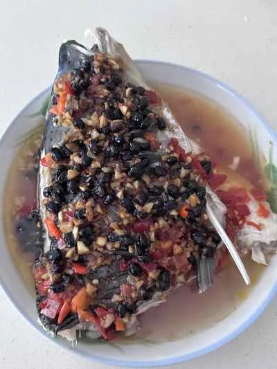 刻んだ唐辛子入り蒸し魚の頭の作り方：4