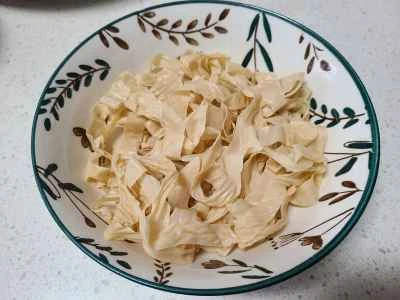 乾燥豆腐シート入りナズナ炒めの作り方：4