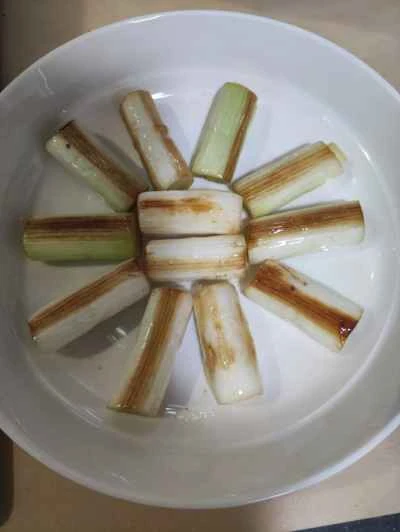 黒胡椒と海塩の炒めネギの作り方:5