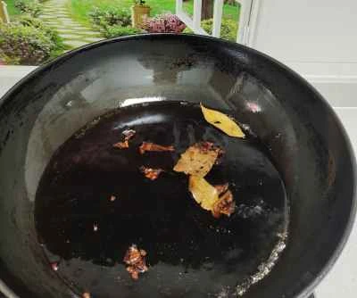 赤褐色の豚皮煮込みの作り方：5