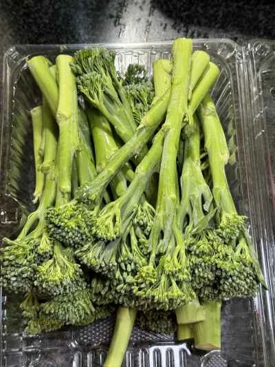 牛肉と甘いブロッコリーの炒め物の作り方：1